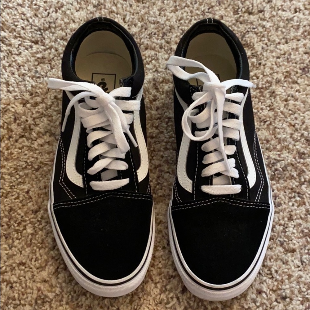 Black Old Skool low top Vans